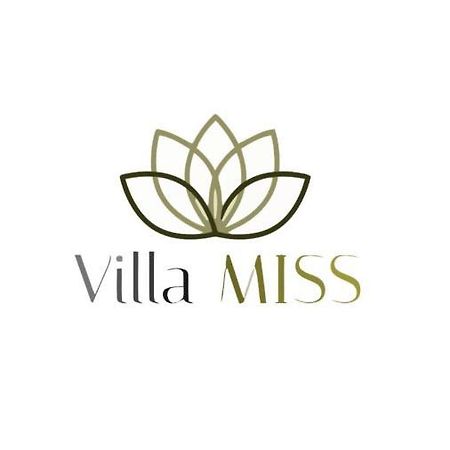 Villa Miss Bogatic ภายนอก รูปภาพ